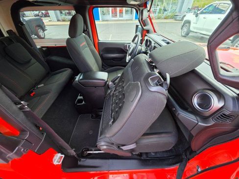 Used 2018 Jeep Wrangler Rubicon AWD/4WD image 18