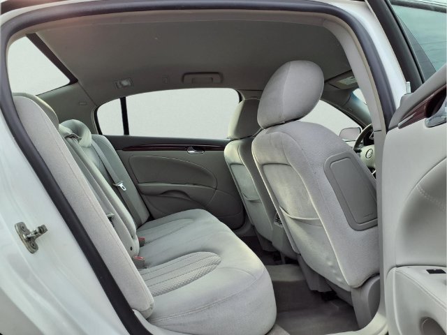 Used 2009 Buick Lucerne CX FWD image 20