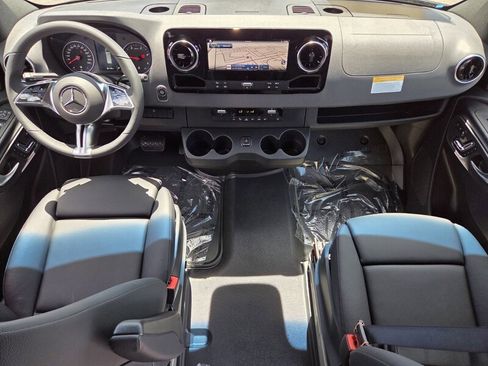 New 2026 Mercedes-Benz Sprinter 2500 image 19
