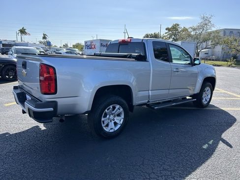 Used 2017 Chevrolet Colorado LT w/ LT Convenience Package image 6
