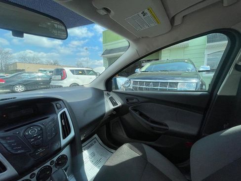 Used 2012 Ford Focus SE FWD image 14