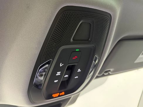 Certified 2025 Audi Q5 Premium w/ Convenience Package image 30