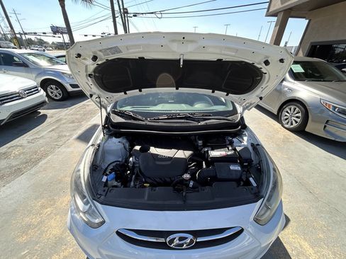 Used 2017 Hyundai Accent SE image 9