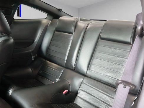 Used 2006 Ford Mustang GT image 17