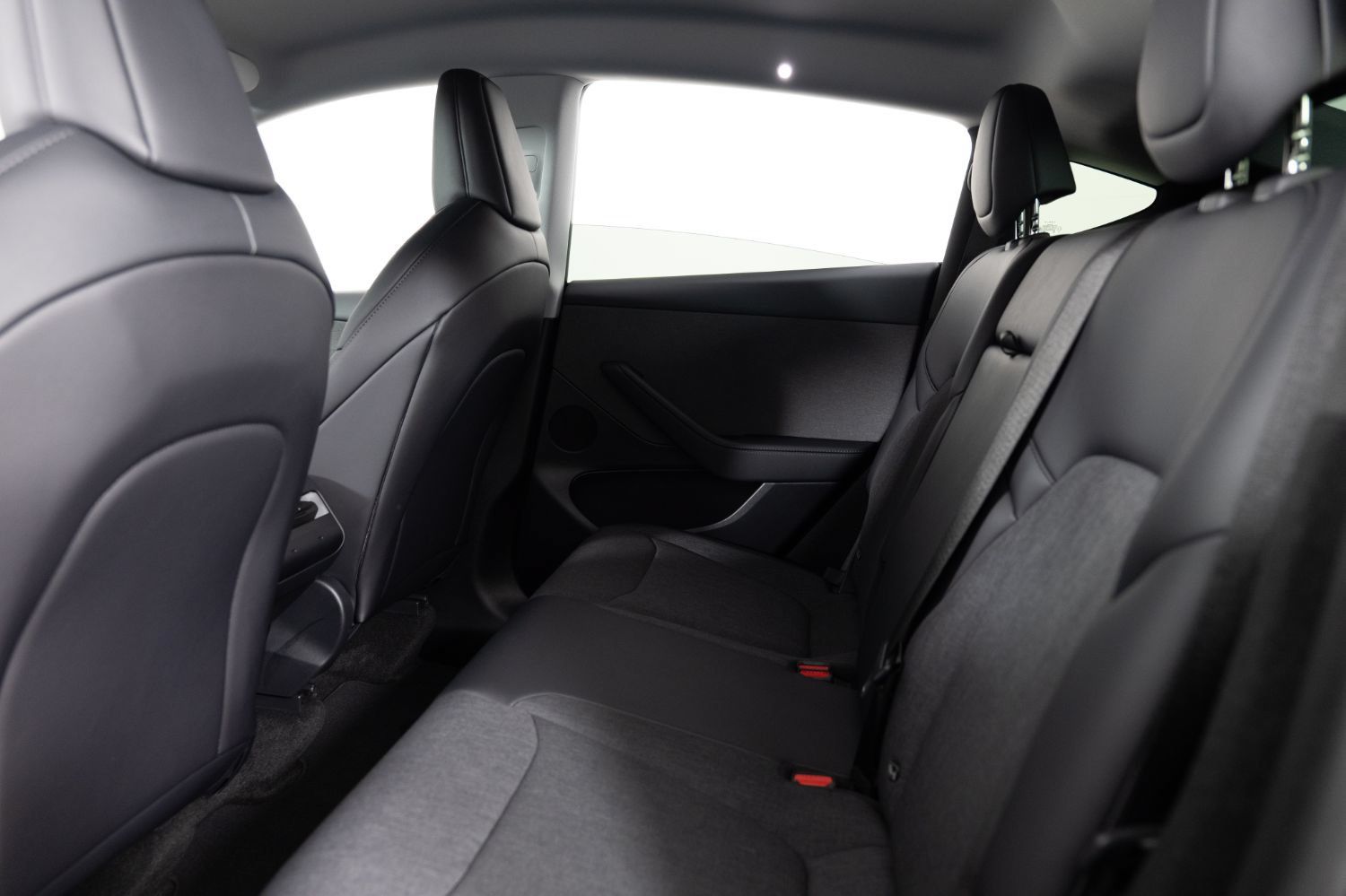 Used 2026 Tesla Model Y AWD image 18