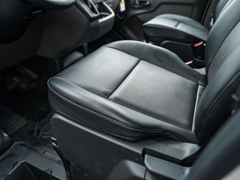 New 2026 Ford Transit 250 148 Medium Roof image 40