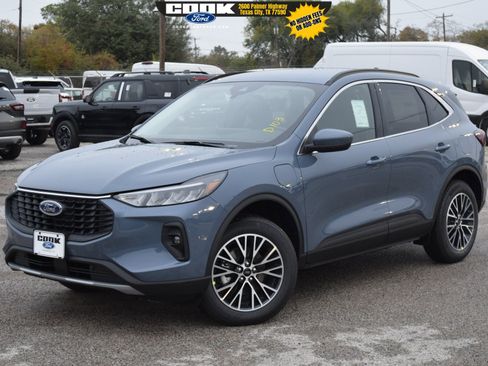 New 2026 Ford Escape SE image 1