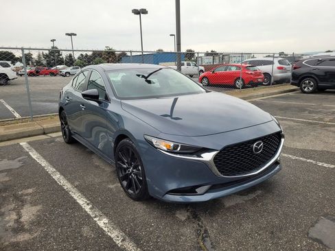 Used 2024 MAZDA MAZDA3 s image 3