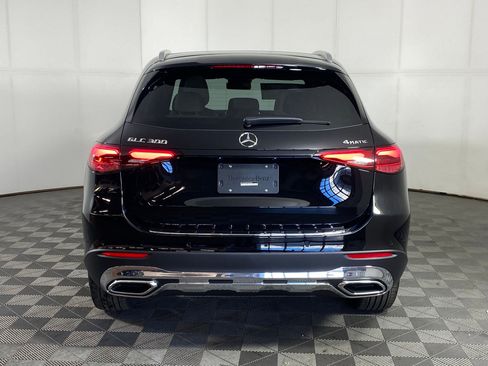 Used 2026 Mercedes-Benz GLC 300 4MATIC image 9