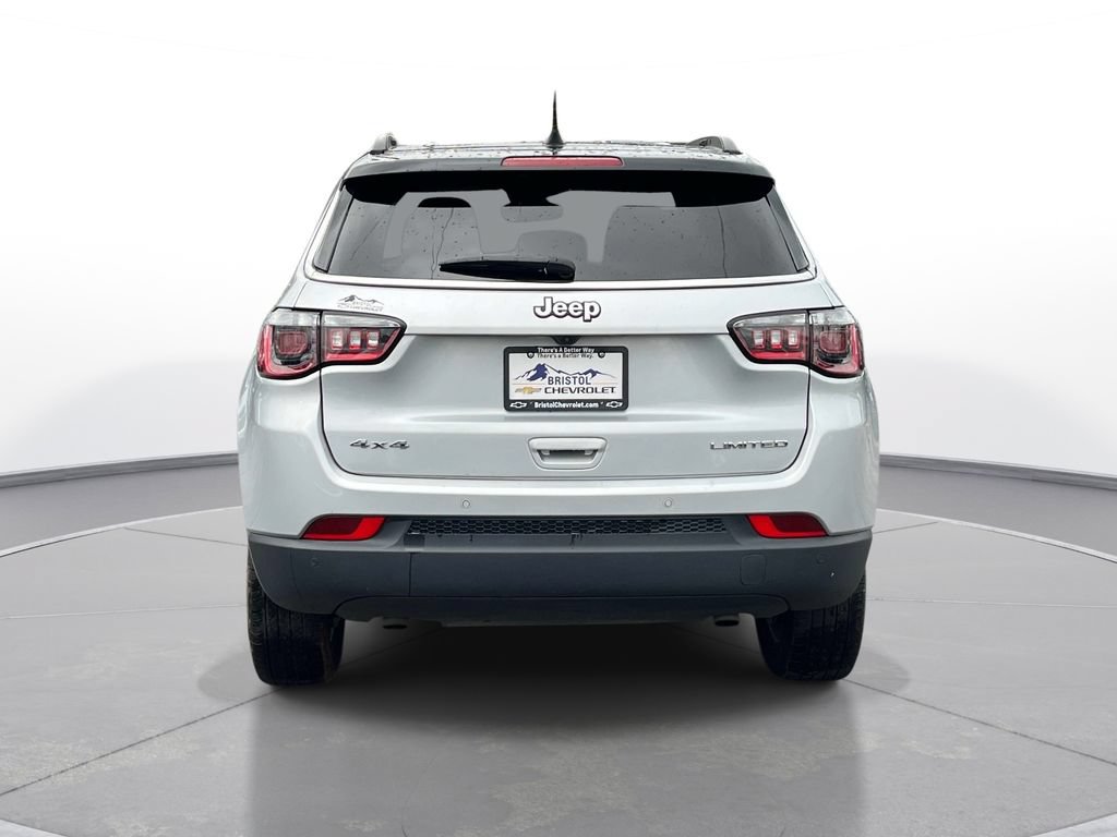 Used 2025 Jeep Compass Limited AWD/4WD image 5