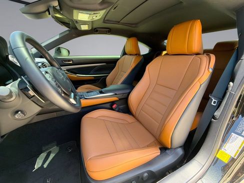 Used 2025 Lexus RC 300 w/ Premium Package RWD image 30
