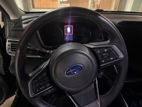 Used 2025 Subaru Outback Limited image 14