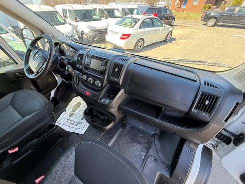 Used 2014 RAM ProMaster 3500 w/ Premium Appearance Group FWD image 33