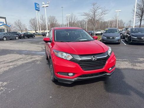 Used 2018 Honda HR-V EX image 4