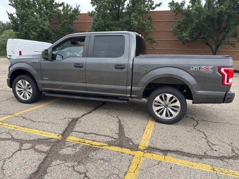 Used 2017 Ford F150 XL w/ Equipment Group 101A Mid AWD/4WD image 21