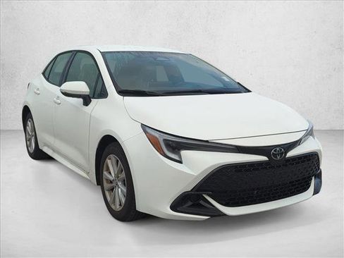 Certified 2023 Toyota Corolla SE image 3