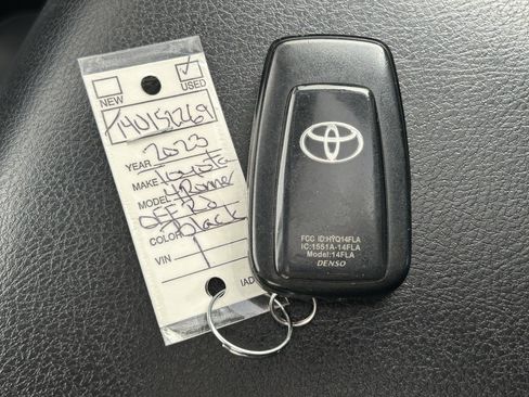 Used 2023 Toyota 4Runner TRD Off-Road Premium w/ Moonroof Package AWD/4WD image 37