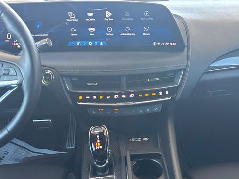 Used 2025 Cadillac CT5 Sport image 3