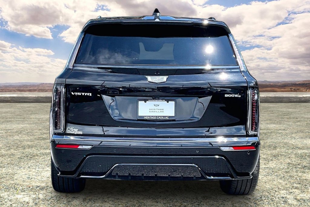 Certified 2026 Cadillac Vistiq Sport w/ LPO, Floor Liner Package AWD/4WD image 6