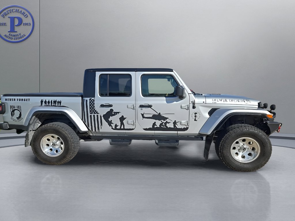 Used 2022 Jeep Gladiator Sport AWD/4WD image 1