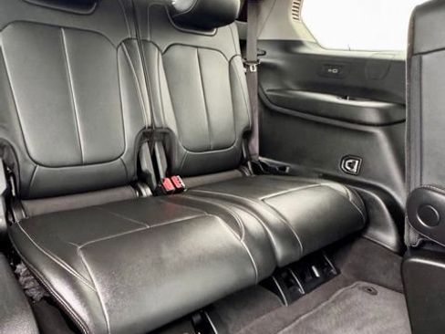 Used 2021 Jeep Grand Cherokee L Limited AWD/4WD image 17