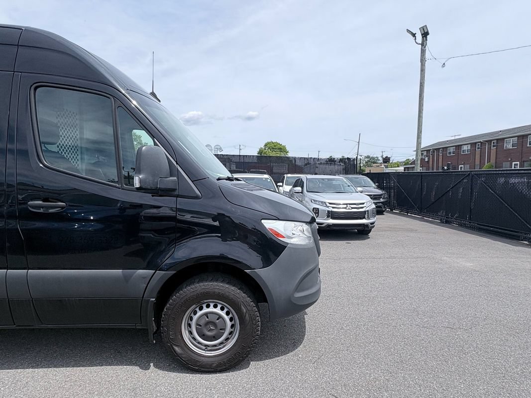 Used 2019 Mercedes-Benz Sprinter 1500 image 9
