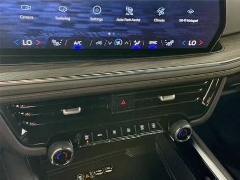 New 2026 Chevrolet Suburban LT w/ Comfort Package AWD/4WD image 10