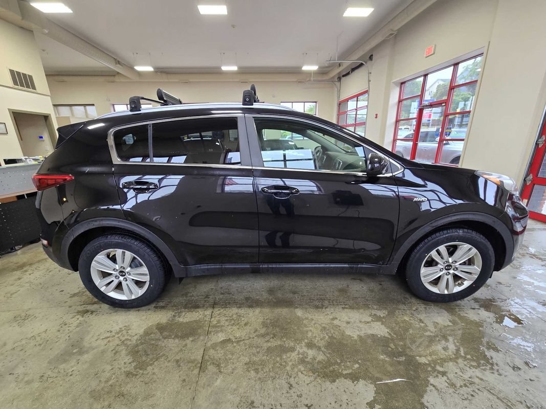 Used 2017 Kia Sportage LX w/ LX Popular Package AWD/4WD image 8