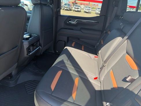 New 2026 GMC Sierra 1500 AT4 w/ AT4 Premium Package AWD/4WD image 11
