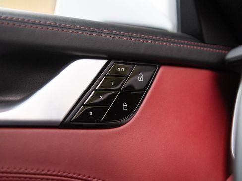 Certified 2021 Porsche 911 Turbo AWD/4WD image 18