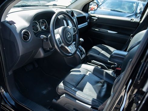 Used 2017 Jeep Compass High Altitude image 16