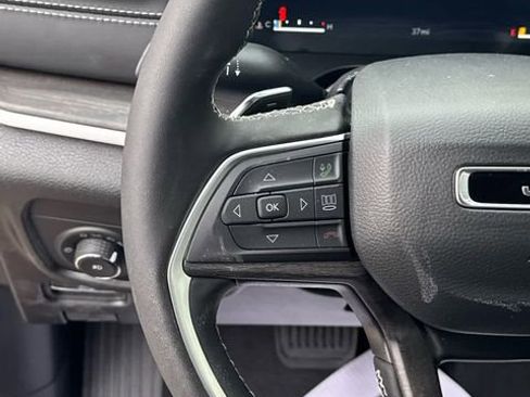 New 2025 Jeep Grand Cherokee Limited w/ Black Appearance Package image 17