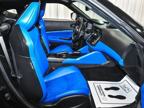 Used 2024 Nissan Z Performance w/ Floor Mat Package image 44