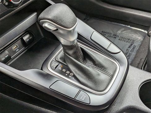 Used 2024 Kia Soul LX w/ Option Group 015 image 21