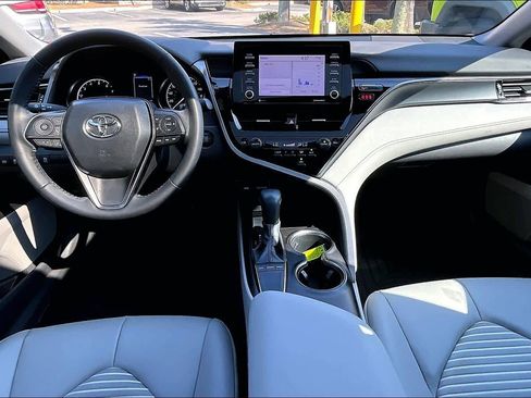 Used 2023 Toyota Camry SE w/ Convenience Package image 16
