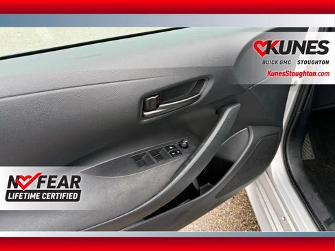 Used 2023 Toyota Corolla LE image 18