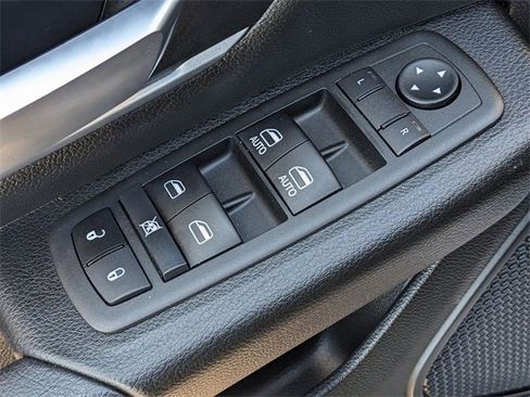 Certified 2022 RAM 1500 Big Horn image 21