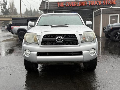 Used 2011 Toyota Tacoma PreRunner w/ TRD Sport Pkg image 2