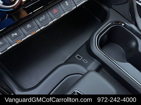 New 2026 GMC Sierra 1500 AT4 w/ AT4 Premium Package AWD/4WD image 17