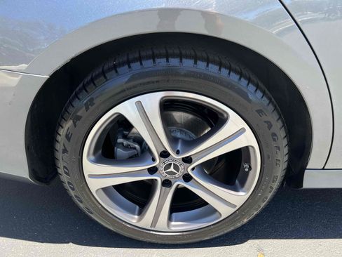 Used 2020 Mercedes-Benz E 350 Sedan image 77