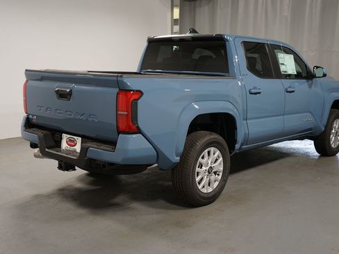 New 2026 Toyota Tacoma SR5 AWD/4WD image 8