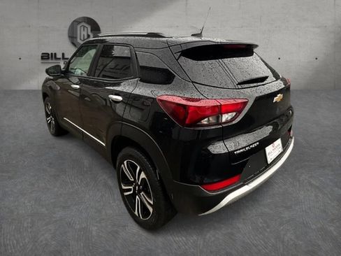 Used 2023 Chevrolet TrailBlazer LT FWD image 9