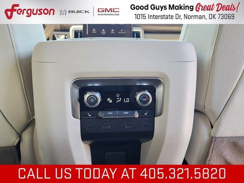 New 2026 GMC Yukon Denali w/ Denali Reserve Package AWD/4WD image 57