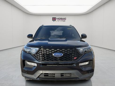 Used 2023 Ford Explorer ST w/ Equipment Group 401A image 2