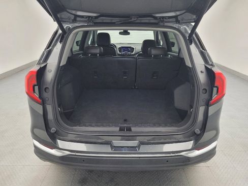 Used 2020 GMC Terrain SLT w/ Preferred Package FWD image 29