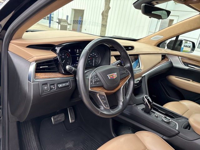 Certified 2021 Cadillac XT5 Sportv w/ Platinum Package AWD/4WD image 10