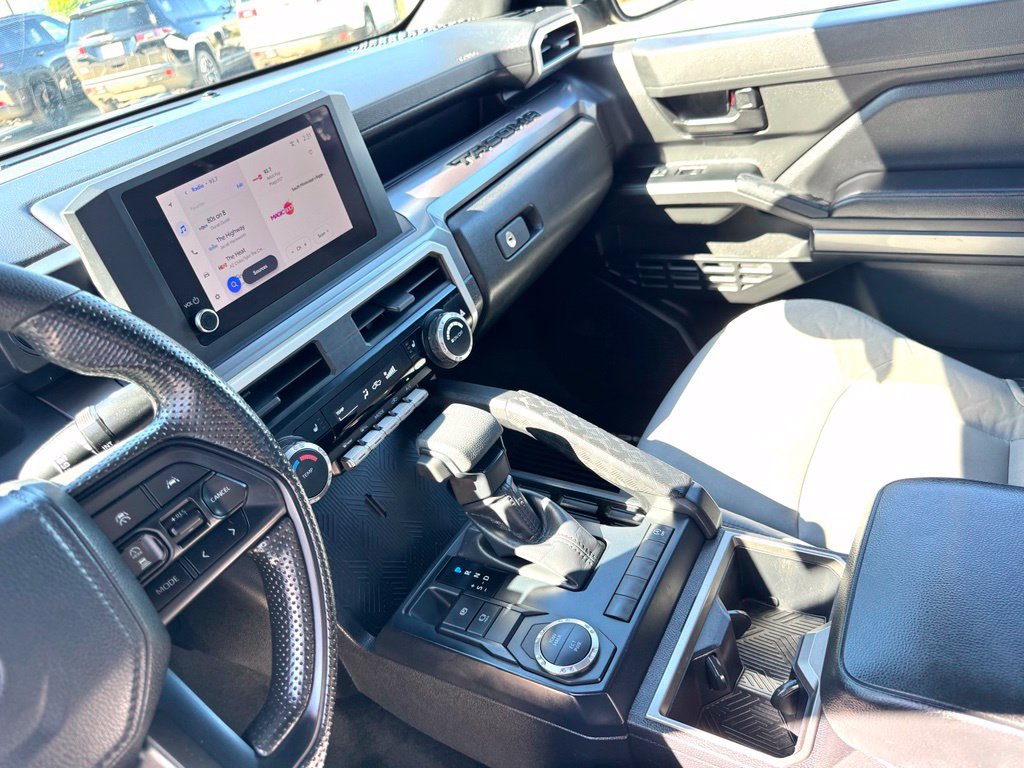 Used 2025 Toyota Tacoma SR5 RWD image 41