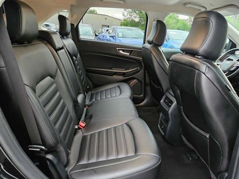 Used 2021 Ford Edge SEL w/ Cargo Accessory Package AWD/4WD image 19