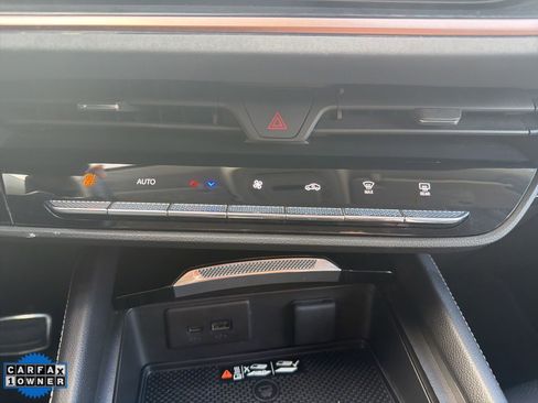 Used 2024 Buick Envision Sport Touring image 18