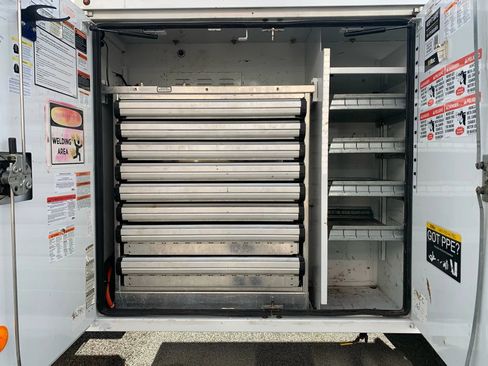 Used 2019 Ford F550 4x4 SuperCab Super Duty image 37